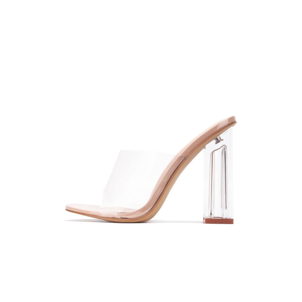 Cape Robin women Fusion Nude chunky block Heels shoes size 7.5